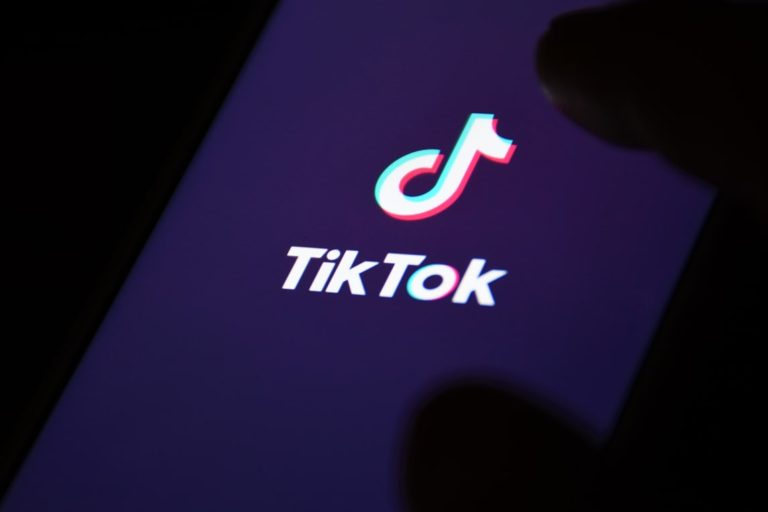 The TikTok Advantage: How to Leverage the Platform for Affiliate Marketing