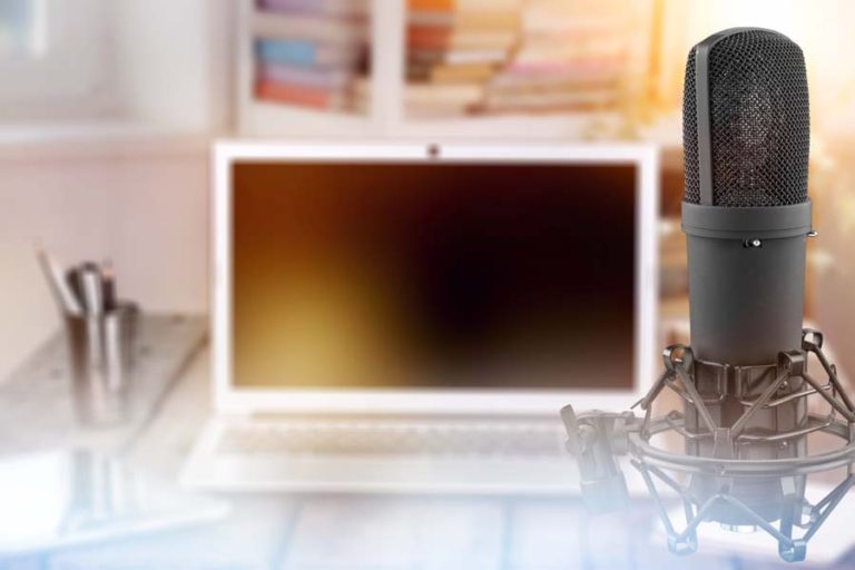 Monetising the Mic: Leveraging Affiliate Marketing in Podcasting for Advanced Marketers