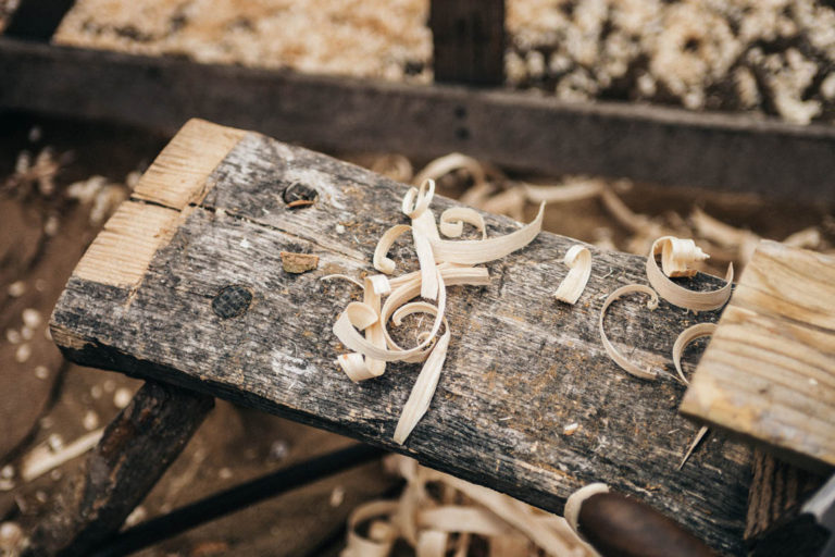 From Sawdust to Stardust: How Carpenters Can Nail Affiliate Marketing