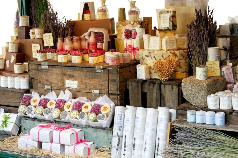 Beauty & Skincare Affiliate Marketing Guide: Your 2025 Playbook